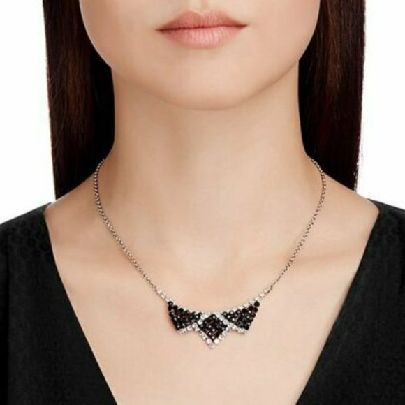 Swarovski Jet & Crystal Best Small Bib Necklace 5098548 Brand New in Box gift - Picture 1 of 3